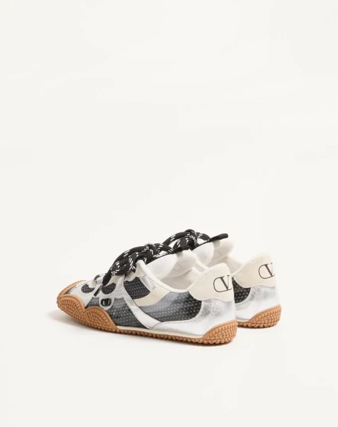 Amphibia Sneaker aus gummiertem Kalbsleder und laminiertem Nappaleder Amphibia Sneaker aus gummiertem Kalbsleder und laminiertem Nappaleder