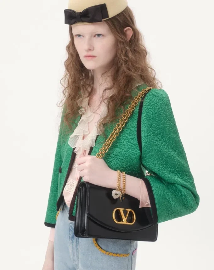 Apres L’Hiver Jacke mit Blumenmuster und Steppung Apres L’Hiver Jacke mit Blumenmuster und Steppung