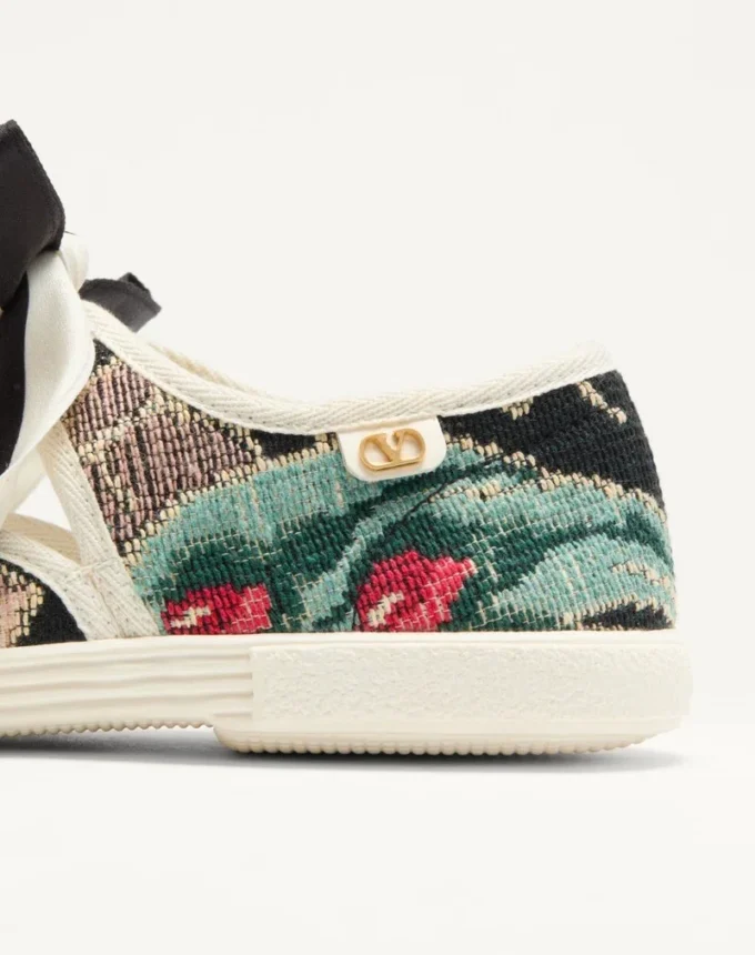 Ballerina Bay By Bay Sneaker aus Jacquard-Stoff mit Blumenstickerei Ballerina Bay By Bay Sneaker aus Jacquard-Stoff mit Blumenstickerei