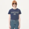 Baumwoll-T-Shirt mit Chez Valentino-Print und Patch Baumwoll-T-Shirt mit Chez Valentino-Print und Patch
