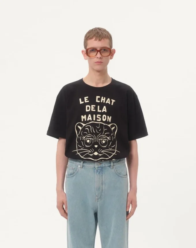 Baumwoll-T-Shirt mit Le Chat De La Maison-Print Baumwoll-T-Shirt mit Le Chat De La Maison-Print