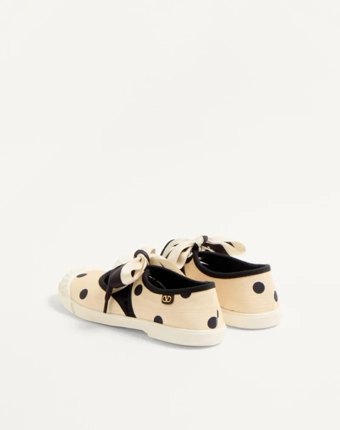 Bay By Bay Ballerina-Sneaker aus Moiré-Plus-de-Pois-Stoff Bay By Bay Ballerina-Sneaker aus Moiré-Plus-de-Pois-Stoff