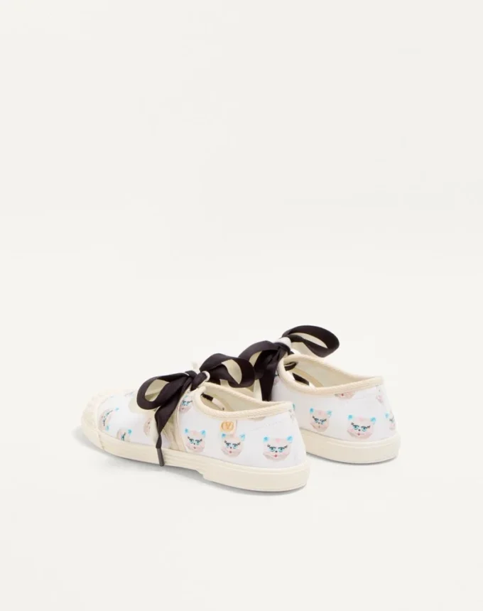 Bay By Bay Ballerina-Sneaker aus Stoff mit Le Chat De La Maison-Print