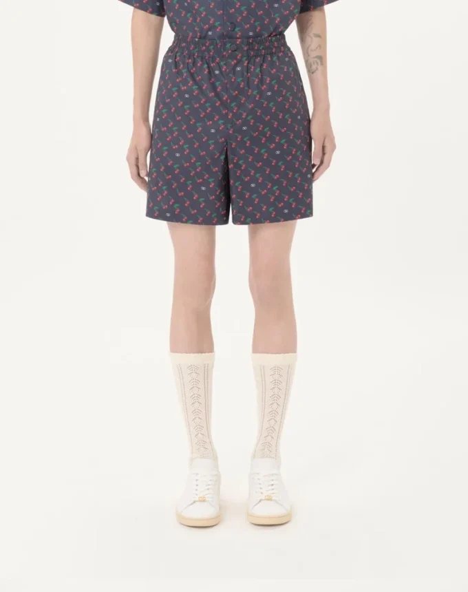 Bermudashorts aus Baumwollpopeline mit Cherryfic-Print Bermudashorts aus Baumwollpopeline mit Cherryfic-Print