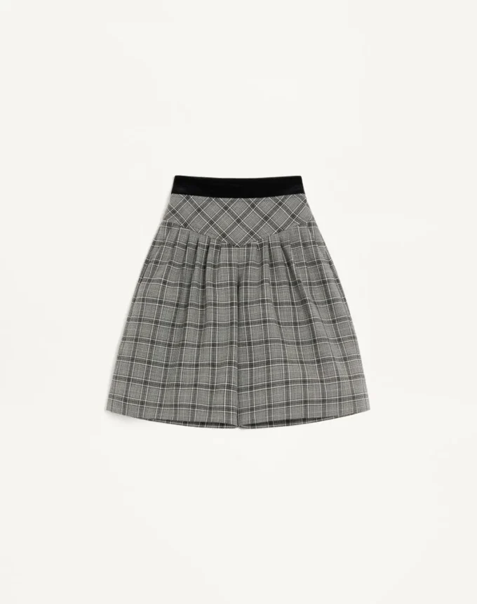 Bermudashorts aus Wolle mit Karomuster Bermudashorts aus Wolle mit Karomuster