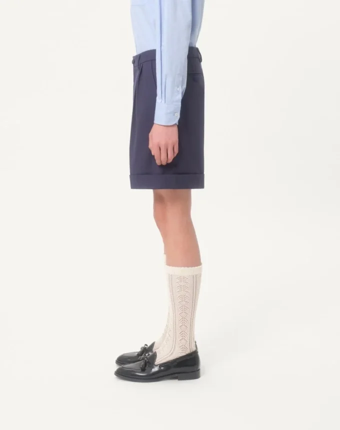 Bermudashorts aus Wollgabardine mit Umschlag Bermudashorts aus Wollgabardine mit Umschlag