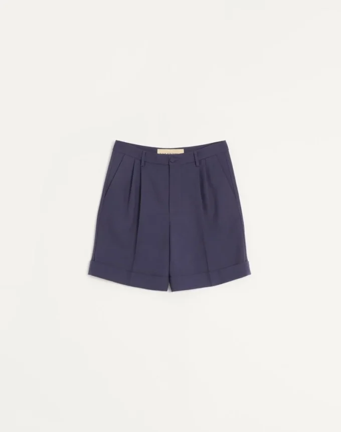 Bermudashorts aus Wollgabardine mit Umschlag Bermudashorts aus Wollgabardine mit Umschlag