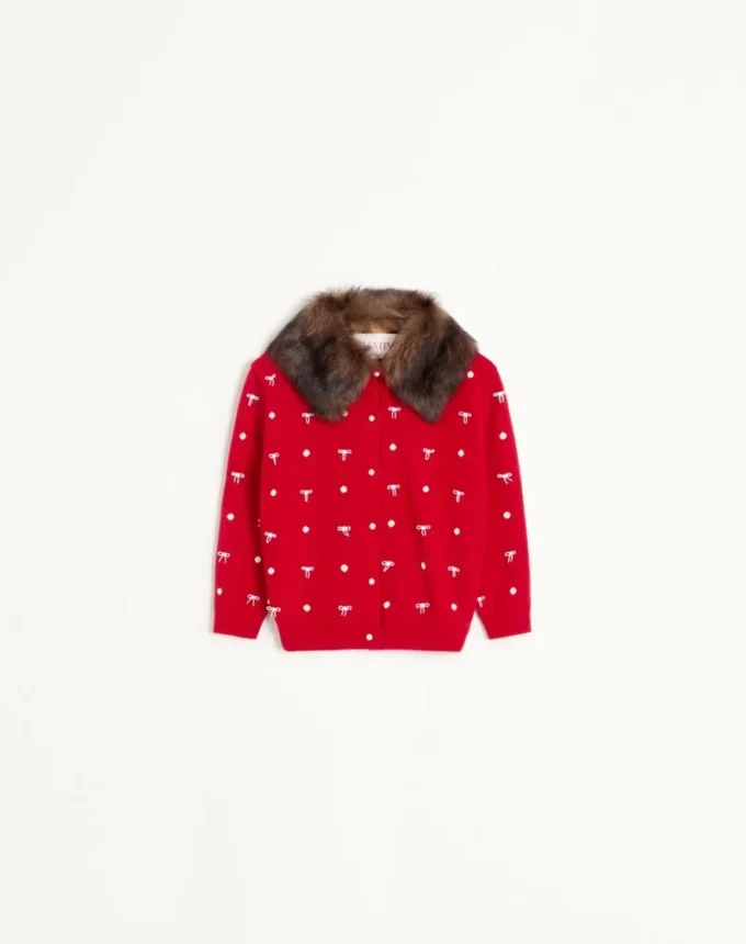 Bestickte Strickjacke Bestickte Strickjacke