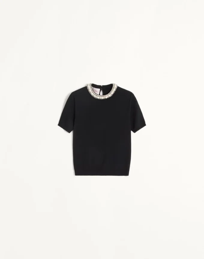 Bestickter Pullover Bestickter Pullover