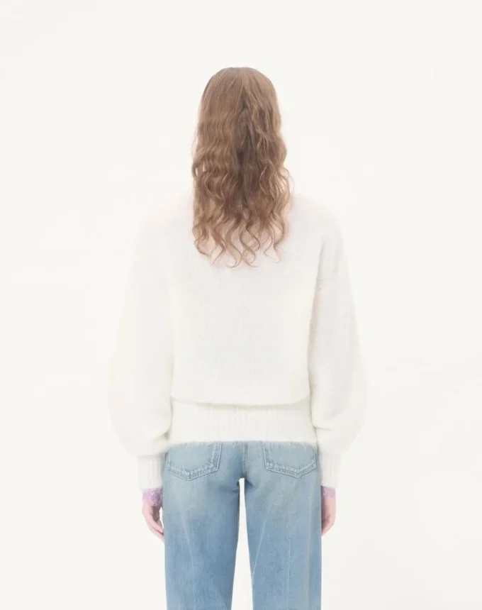 Bestickter Pullover aus Mohairwolle Bestickter Pullover aus Mohairwolle