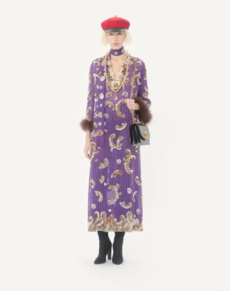 Besticktes Chiffonkleid mit Federn