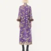 Besticktes Chiffonkleid mit Federn Besticktes Chiffonkleid mit Federn