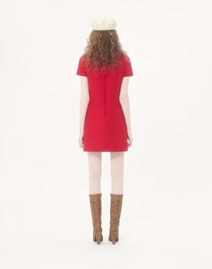 Besticktes kurzes Kleid aus Crêpe Couture Besticktes kurzes Kleid aus Crêpe Couture