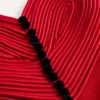 Besticktes kurzes Kleid aus Crêpe Couture Besticktes kurzes Kleid aus Crêpe Couture