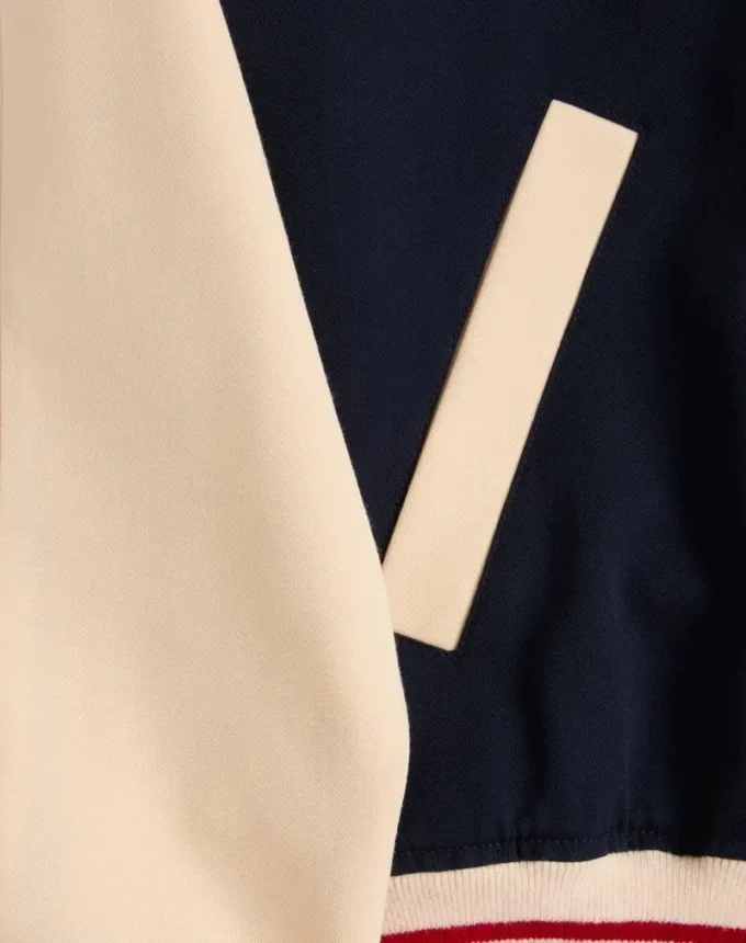 Bomberjacke aus Wolle und Baumwolle mit Vlogo und Le Chat De La Maison-Aufnäher Bomberjacke aus Wolle und Baumwolle mit Vlogo und Le Chat De La Maison-Aufnäher
