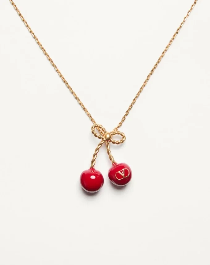 Cherryfic Halskette aus Metall und Emaille Cherryfic Halskette aus Metall und Emaille