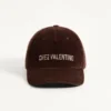 Chez Valentino Baseballkappe aus Samt mit Stickerei