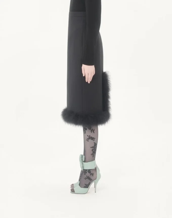 Crepe Couture Rock mit Federn Crepe Couture Rock mit Federn