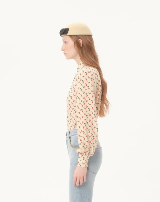 Crepe De Chine-Hemd mit Cherryfic-Print Crepe De Chine-Hemd mit Cherryfic-Print