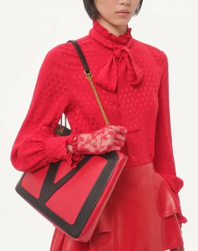 Crepe De Chine-Hemd mit Cour De Coeur-Print Crepe De Chine-Hemd mit Cour De Coeur-Print