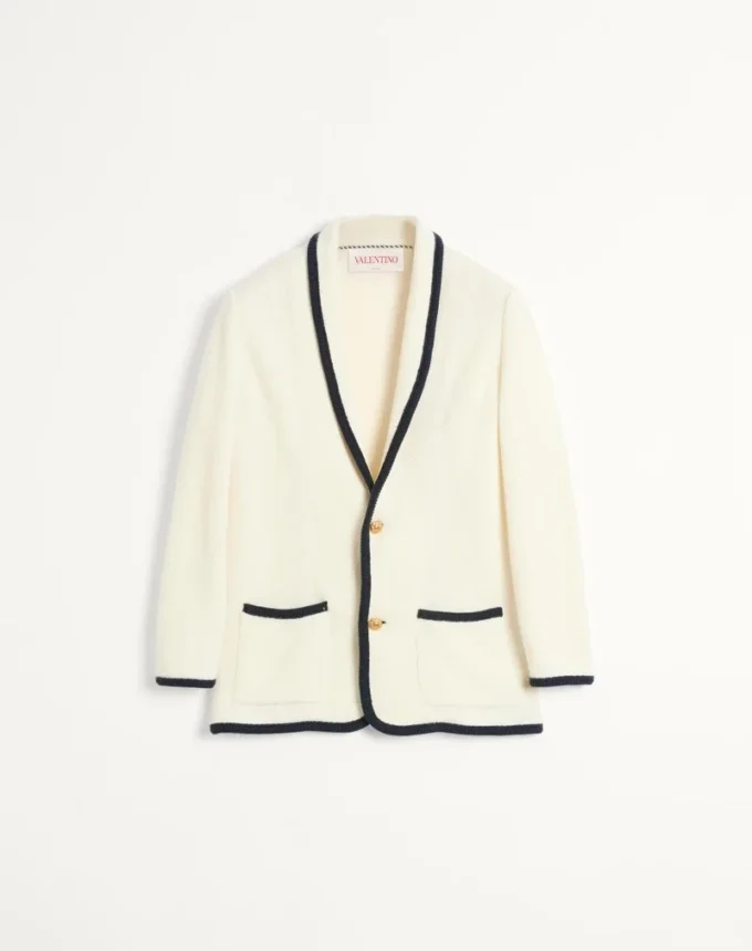 Einreihige Jacke aus Wolle und Baumwolle mit Torchon-Paspelierung Einreihige Jacke aus Wolle und Baumwolle mit Torchon-Paspelierung