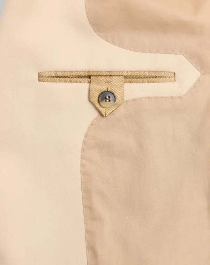 Einreihige Jacke aus Wollgabardine Einreihige Jacke aus Wollgabardine