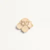 Fleur Lumineuse Brosche aus Metall, Emaille und Stoff Fleur Lumineuse Brosche aus Metall, Emaille und Stoff