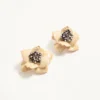 Fleur Lumineuse Ohrringe aus Metall, Emaille und Stoff Fleur Lumineuse Ohrringe aus Metall, Emaille und Stoff