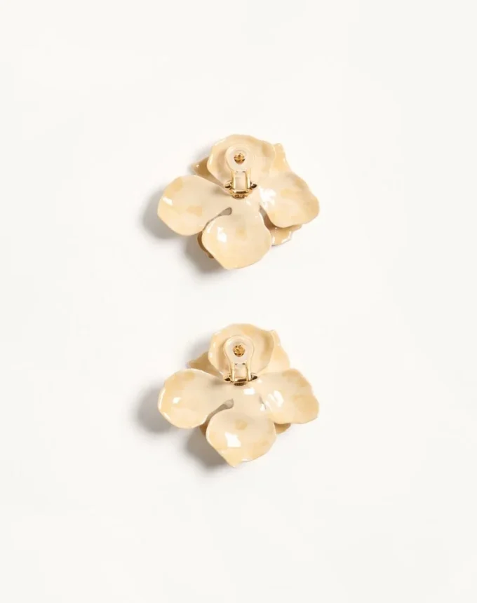 Fleur Lumineuse Ohrringe aus Metall, Emaille und Stoff Fleur Lumineuse Ohrringe aus Metall, Emaille und Stoff