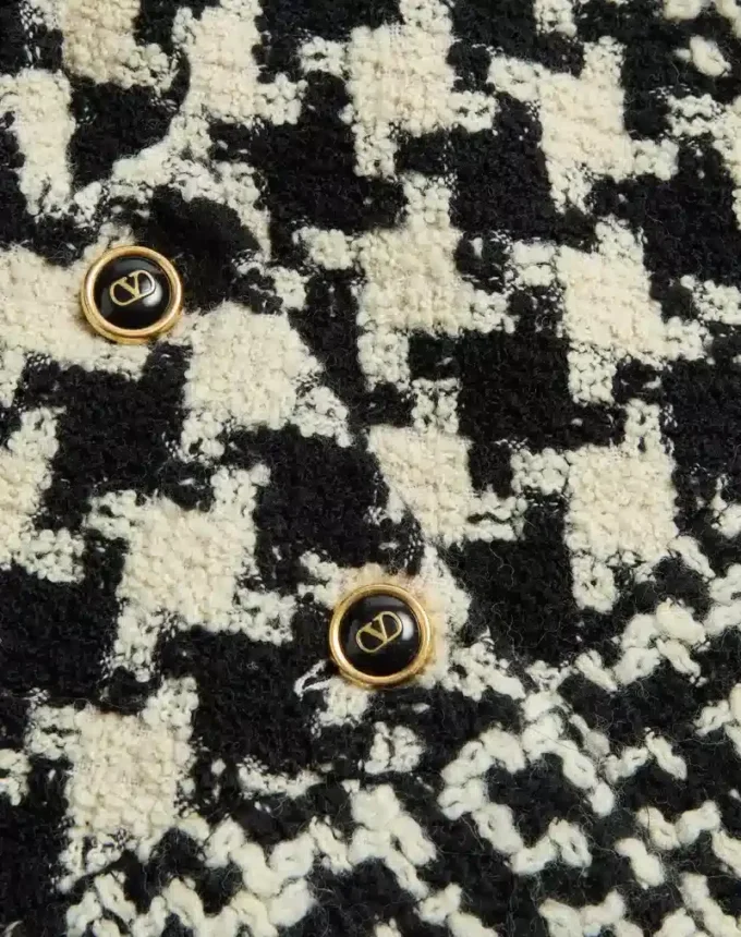 Geometrisches Tweed-Cape Geometrisches Tweed-Cape