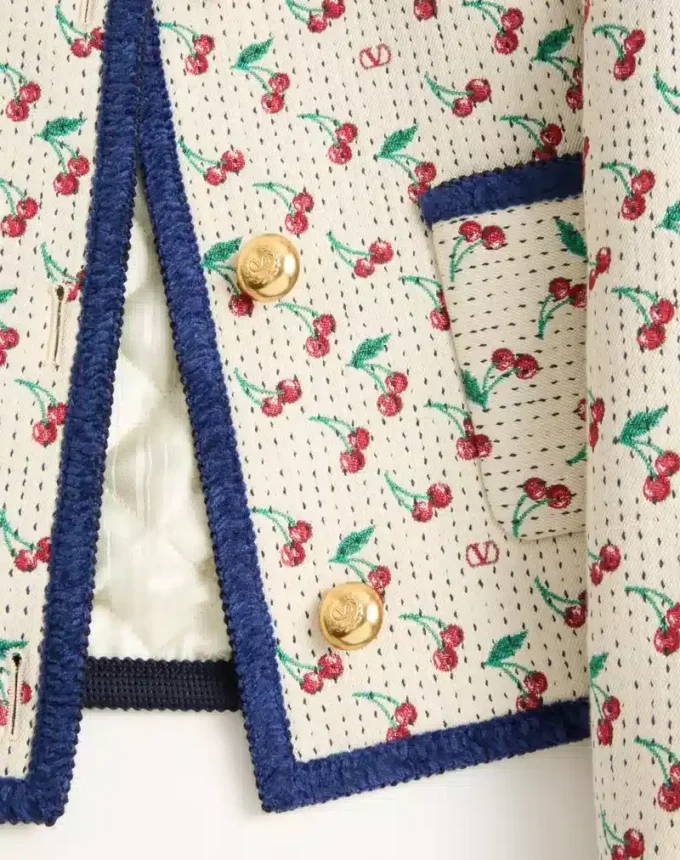 Gepolsterter Caban mit Cherryfic-Print-Jacquard Gepolsterter Caban mit Cherryfic-Print-Jacquard