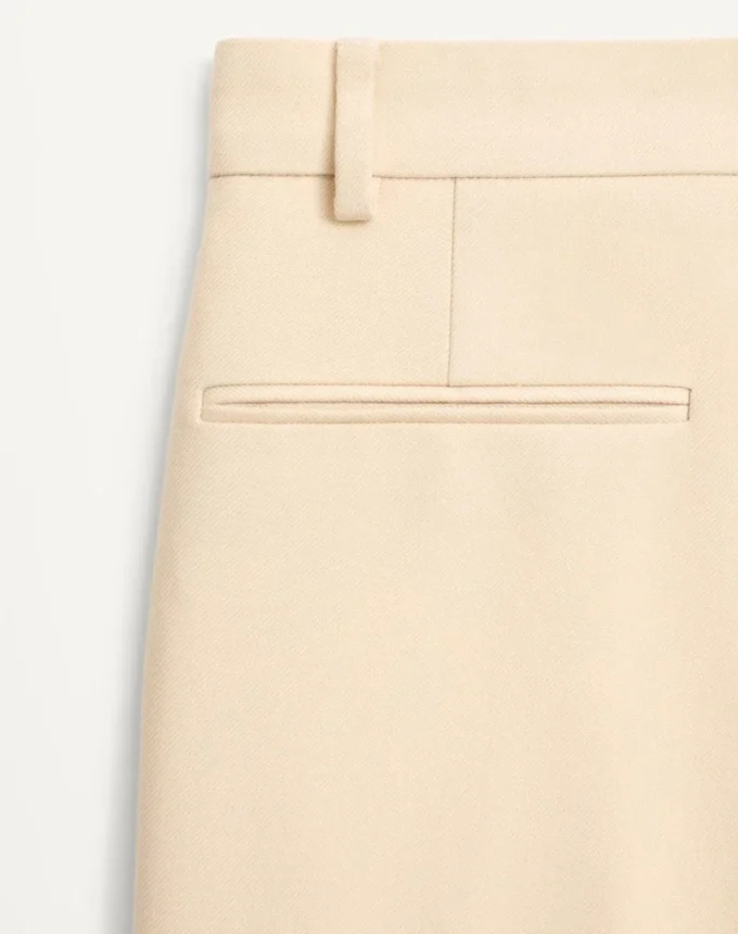 Hose aus Wollgabardine mit Umschlag Hose aus Wollgabardine mit Umschlag