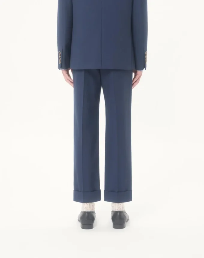 Hose aus Wollgabardine mit Umschlag Hose aus Wollgabardine mit Umschlag