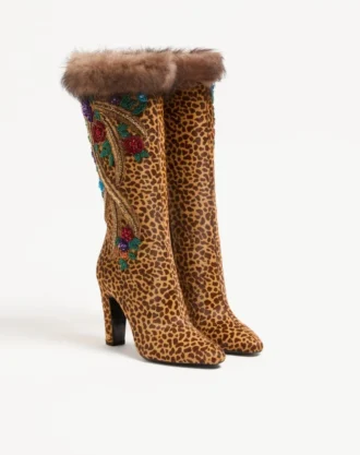 Hotty Stiefel aus Kalbsleder mit Pony-Effekt, Blumenstickerei und Fell 100 mm