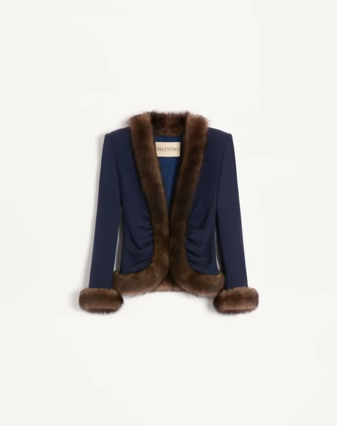 Jacke aus Wollkrepp Jacke aus Wollkrepp