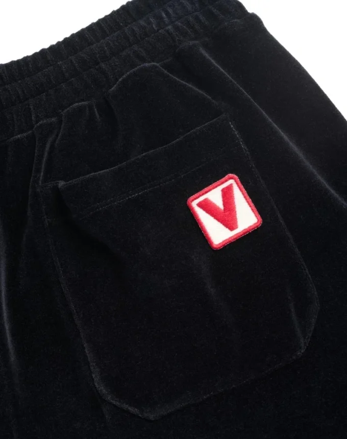 Jogginghose aus Chenille mit Chez Valentino-Patch Jogginghose aus Chenille mit Chez Valentino-Patch
