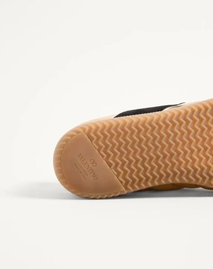 Kicky Sneaker aus laminiertem Nappaleder Kicky Sneaker aus laminiertem Nappaleder