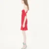 Kurzes Kleid aus Chiffon Kurzes Kleid aus Chiffon
