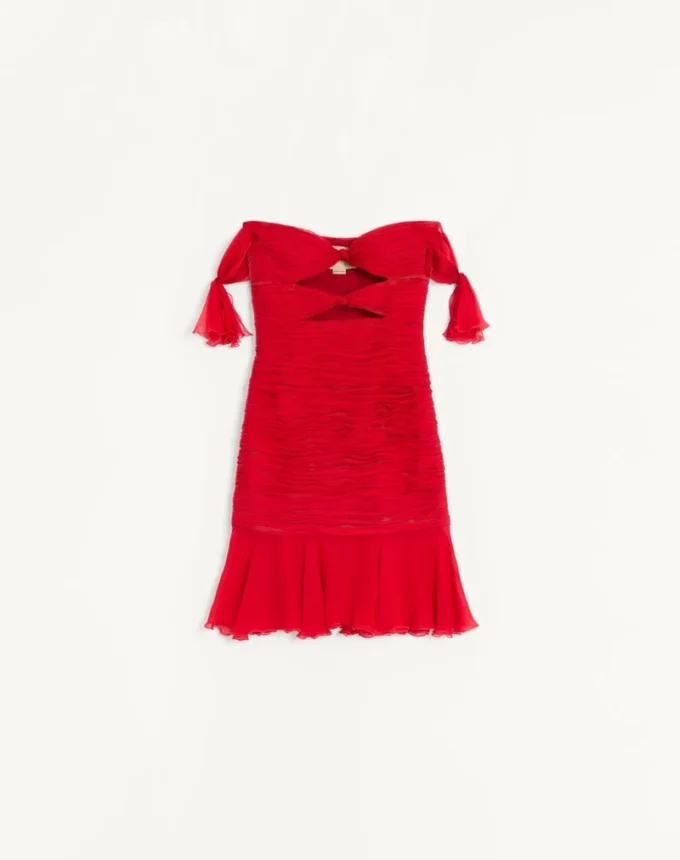 Kurzes Kleid aus Chiffon Kurzes Kleid aus Chiffon