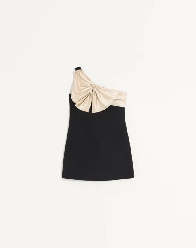 Kurzes Kleid aus Crêpe Couture Kurzes Kleid aus Crêpe Couture