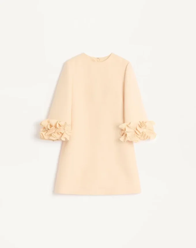 Kurzes Kleid aus Crêpe Couture Kurzes Kleid aus Crêpe Couture