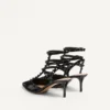 Lack-Rockstud-Pumps mit passenden Riemen und Nieten 65 mm