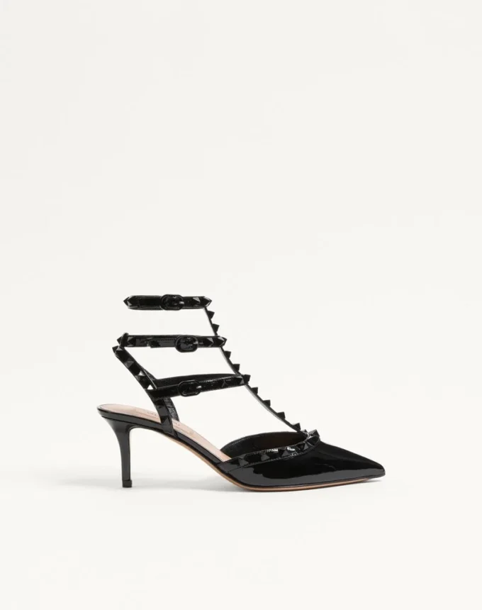 Lack-Rockstud-Pumps mit passenden Riemen und Nieten 65 mm