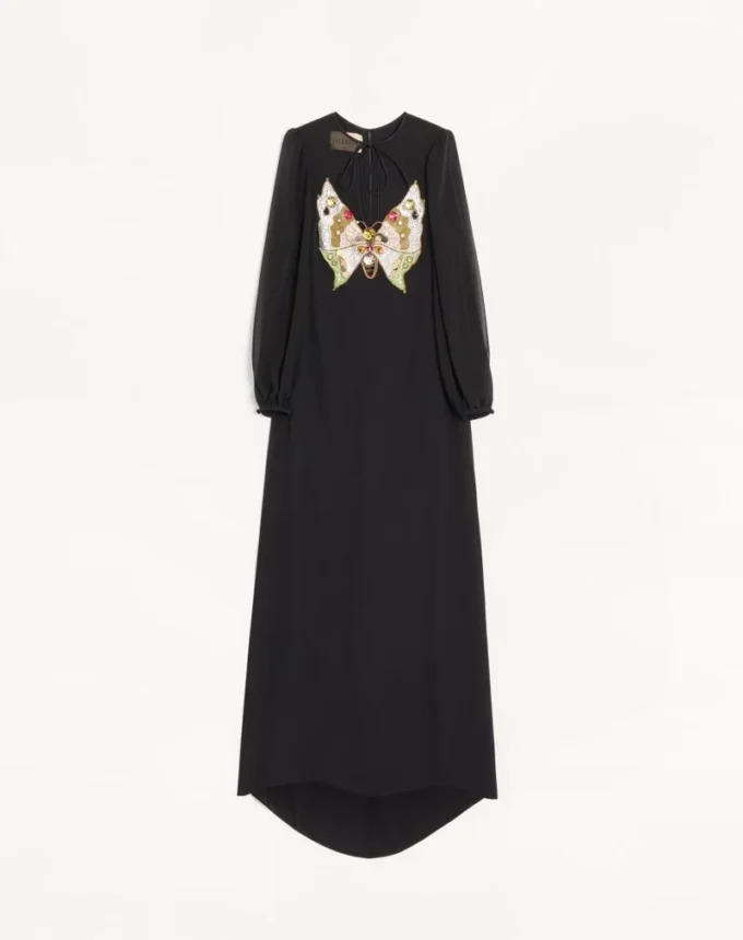 Langes Kleid aus besticktem Georgette Langes Kleid aus besticktem Georgette