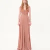 Langes Kleid aus leichtem Georgette Langes Kleid aus leichtem Georgette