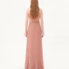 Langes Kleid aus leichtem Georgette Langes Kleid aus leichtem Georgette