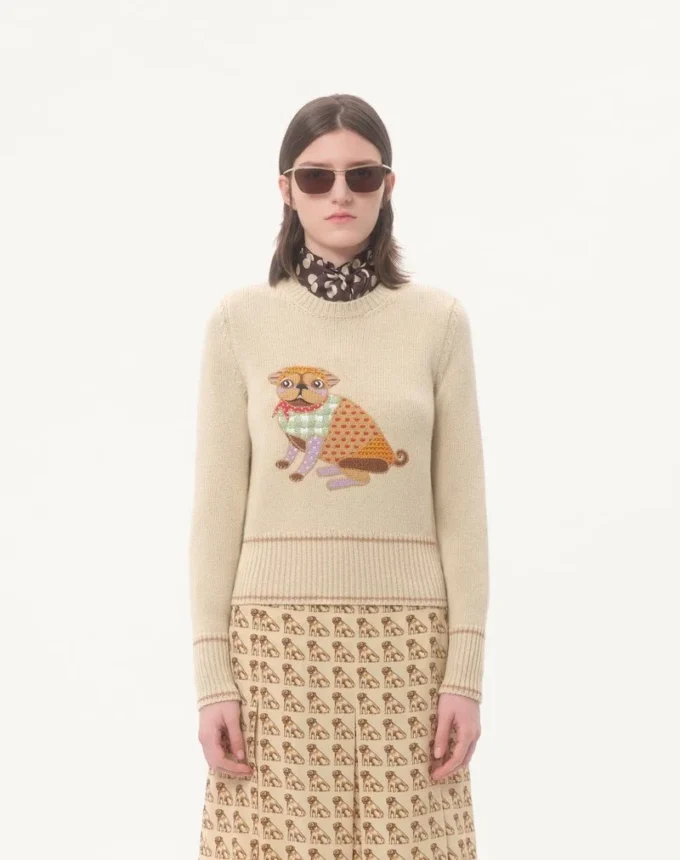 Le Chien De La Maison Bestickter Pullover Le Chien De La Maison Bestickter Pullover