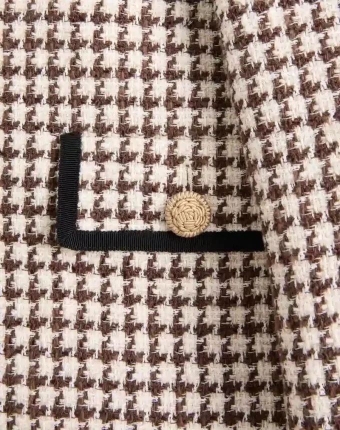 Leichte Tweedjacke mit Hahnentrittmuster Leichte Tweedjacke mit Hahnentrittmuster