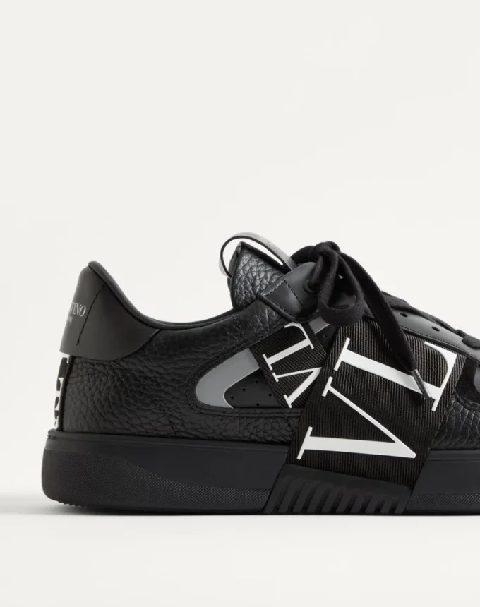 Low-Top-Sneaker Vl7N aus Kalbsleder mit Bändern
