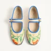 Mary-Jane Endouce Ballerina aus Raffia mit Blumenstickerei Mary-Jane Endouce Ballerina aus Raffia mit Blumenstickerei